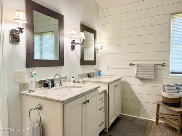 $994,900 | 100 Cotherstone Court, Hampstead, NC 28443