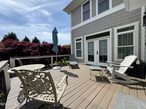 $994,900 | 100 Cotherstone Court, Hampstead, NC 28443