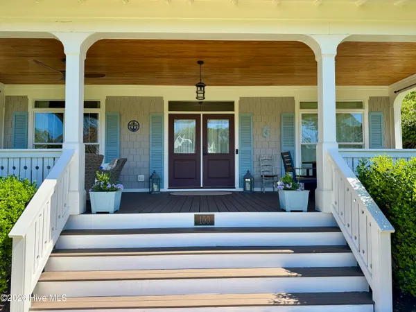 $994,900 | 100 Cotherstone Court, Hampstead, NC 28443