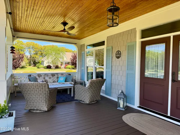 $994,900 | 100 Cotherstone Court, Hampstead, NC 28443