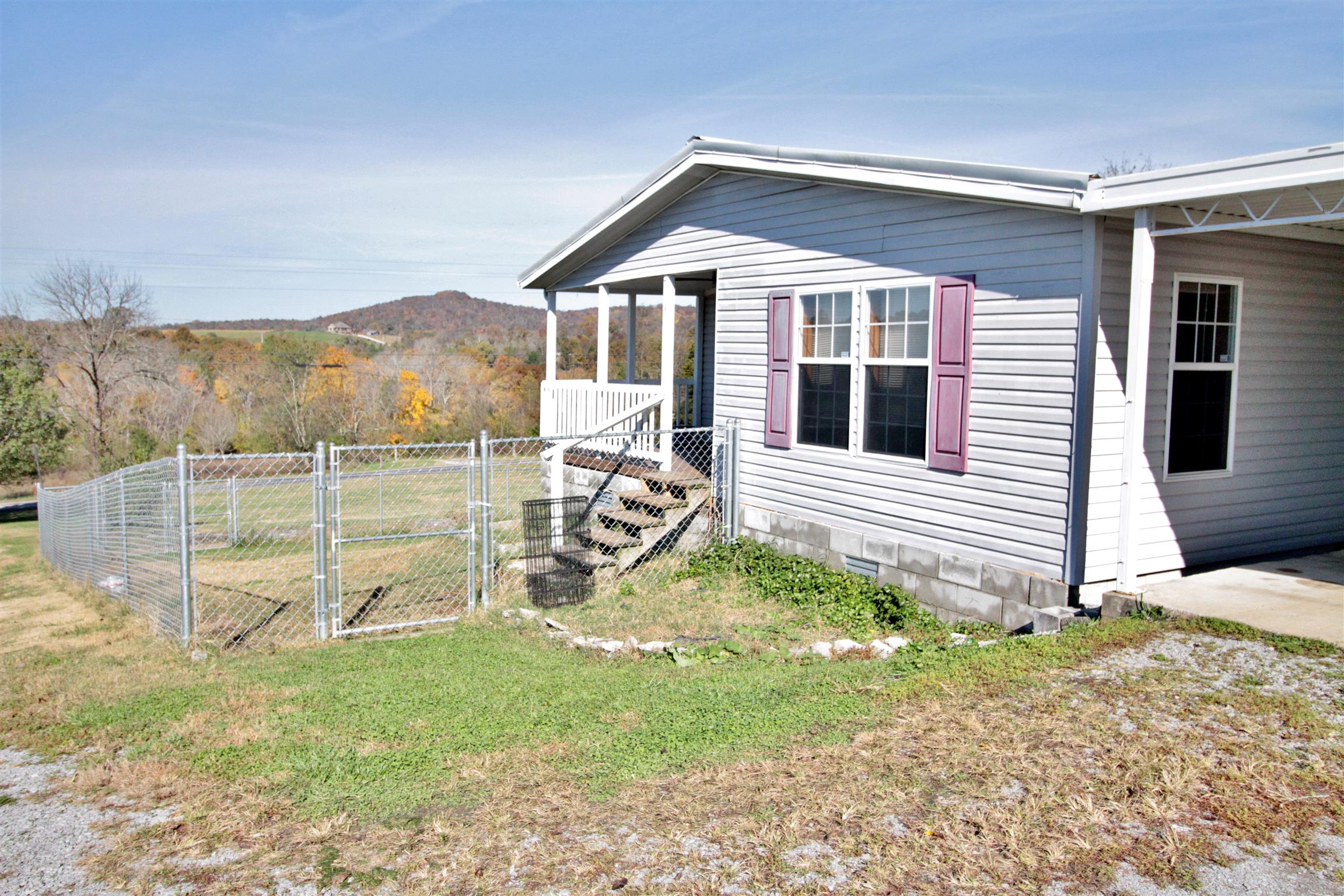 91 Switchboard Road Brush Creek, TN 38547 - Photo 2 of 17