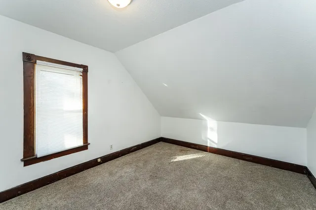 $179,900 | 405 1st Street Northwest, Hayfield, MN 55940