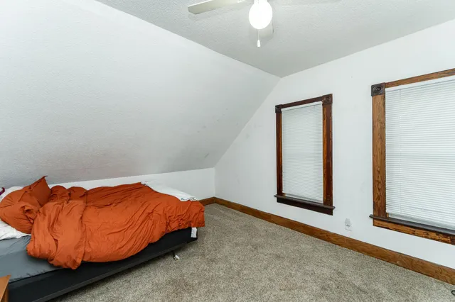 $179,900 | 405 1st Street Northwest, Hayfield, MN 55940