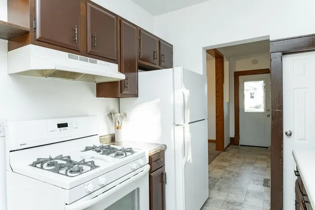 $179,900 | 405 1st Street Northwest, Hayfield, MN 55940