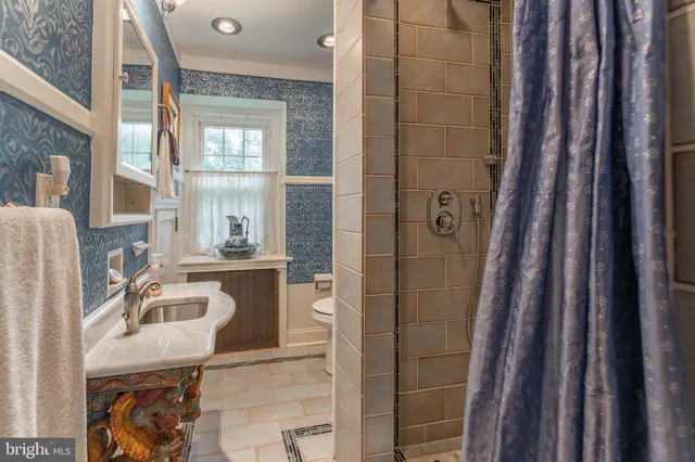 $1,950,000 | 123 Gypsy Lane, King of Prussia, PA 19406