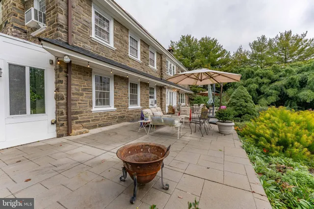 $1,950,000 | 123 Gypsy Lane, King of Prussia, PA 19406