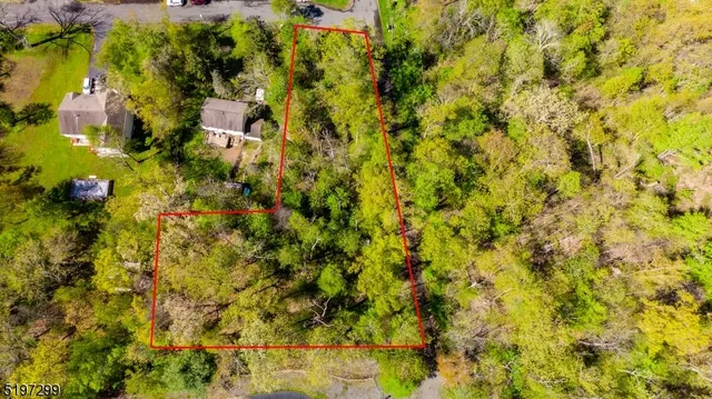 $149,000 | 61 Kuntz Avenue, Berkeley Heights, NJ 07922