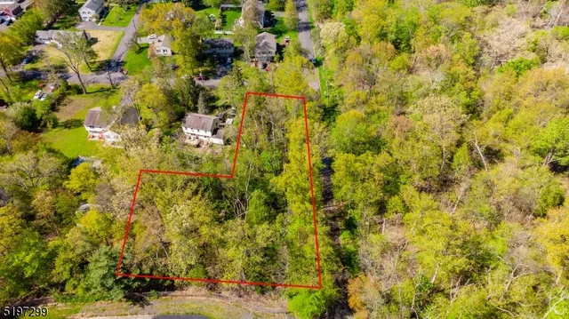 $149,000 | 61 Kuntz Avenue, Berkeley Heights, NJ 07922