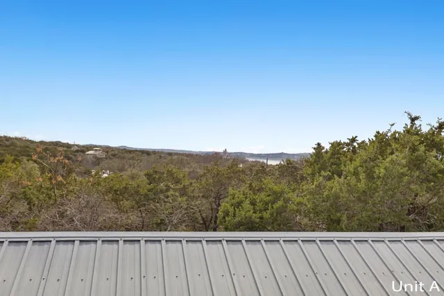 $685,000 | 7705 Debbie Drive, Volente, TX 78641