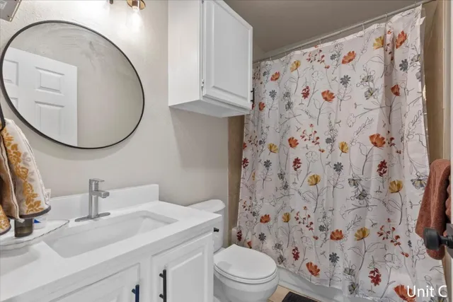 $685,000 | 7705 Debbie Drive, Volente, TX 78641