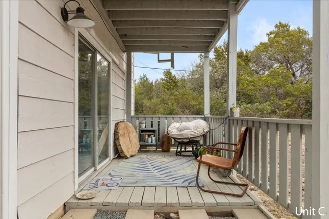 $685,000 | 7705 Debbie Drive, Volente, TX 78641