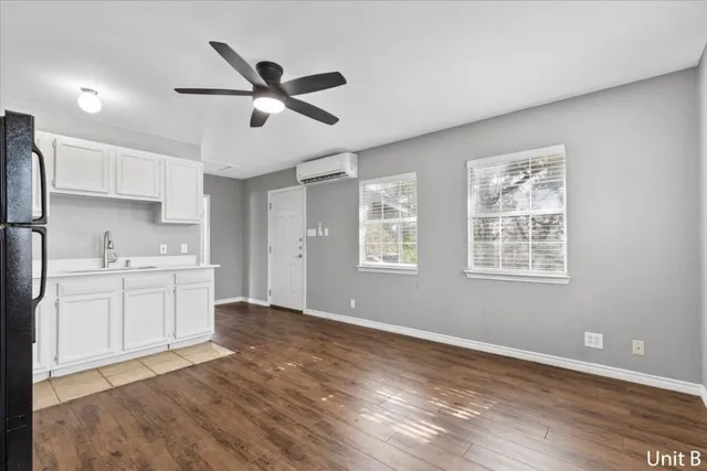 $685,000 | 7705 Debbie Drive, Volente, TX 78641