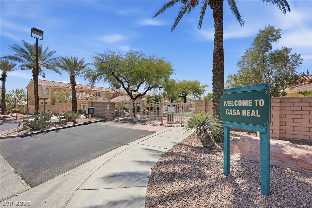 3545 Casa Real Way Las Vegas, NV 89147 - Photo 9 of 32