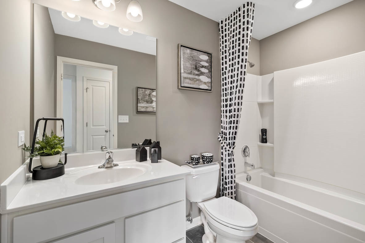 2340 Alison Avenue Pingree Grove, IL 60140 - Photo 16 of 28