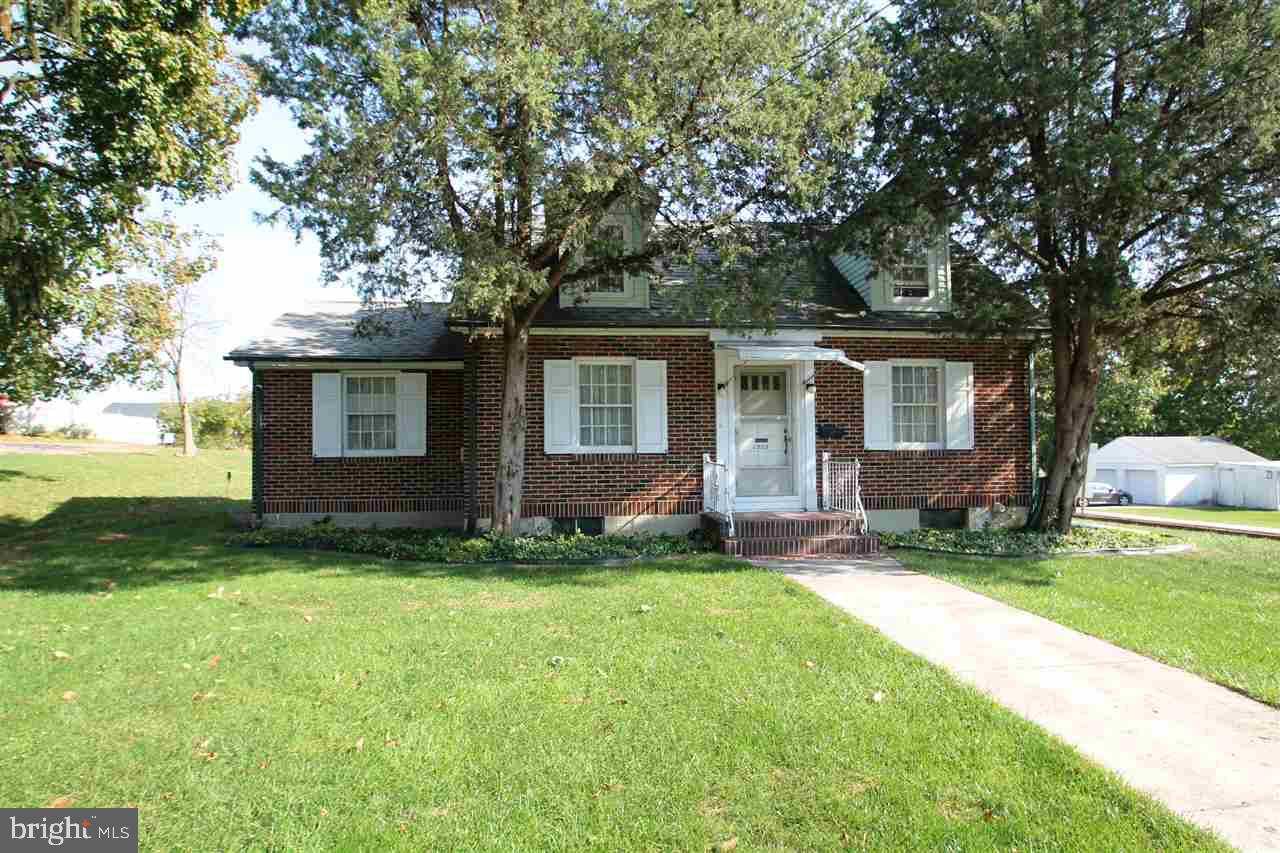 1303 Spring Road Carlisle, PA 17013 - Photo 1 of 24 Gallery Image 1