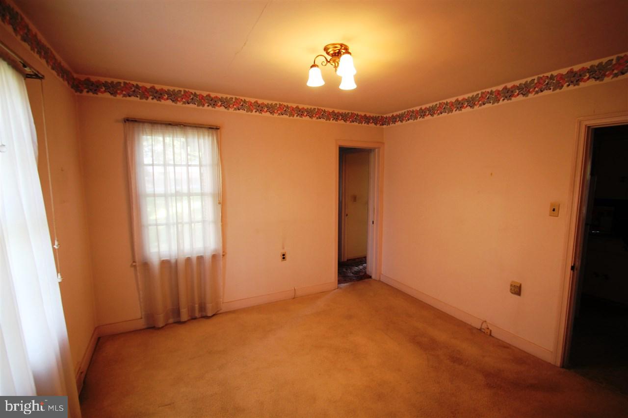 1303 Spring Road Carlisle, PA 17013 - Photo 7 of 24 Gallery Image 7