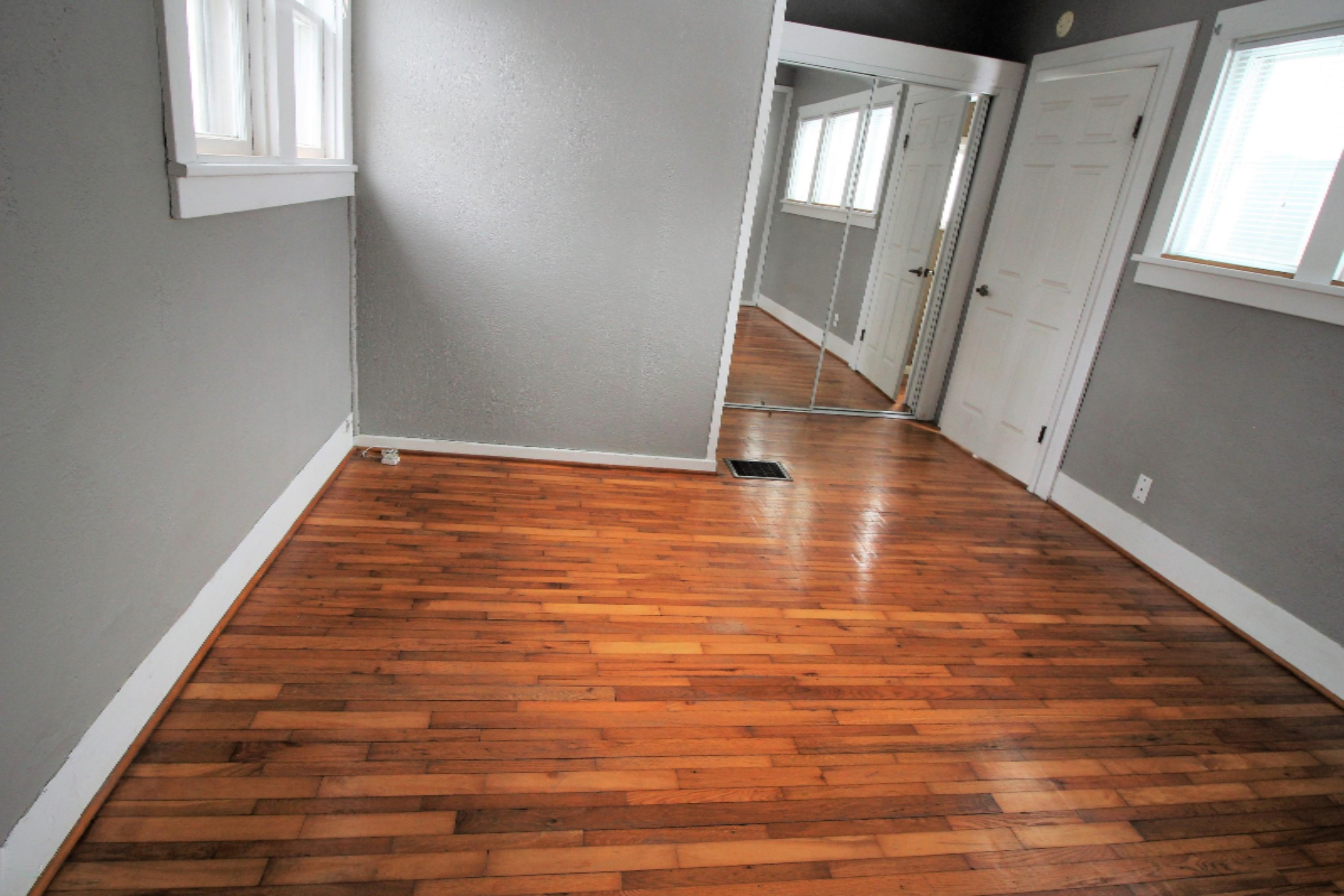 94 West Division Street Sparta, MI 49345 - Photo 11 of 26 IMG_9645