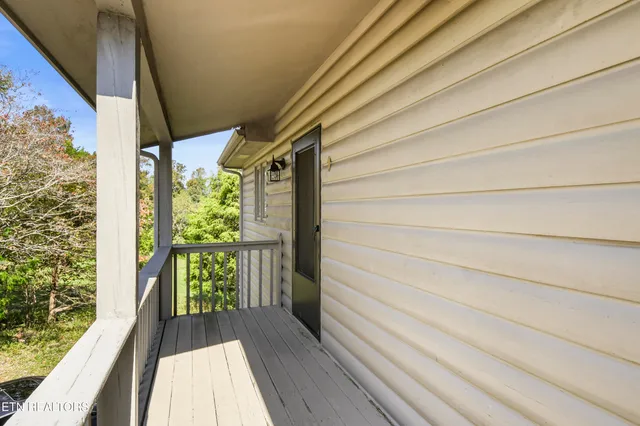 $435,000 | 1231 Deerfield Way, Unit 1, La Follette, TN 37766