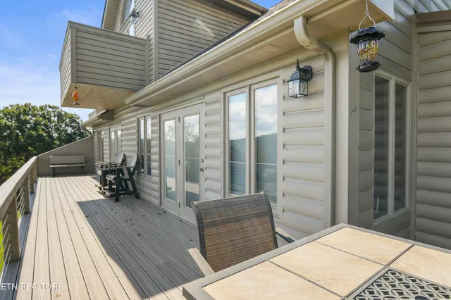 $435,000 | 1231 Deerfield Way, Unit 1, La Follette, TN 37766