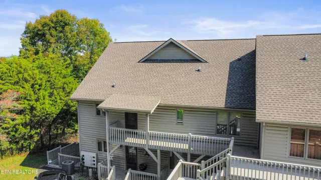 $435,000 | 1231 Deerfield Way, Unit 1, La Follette, TN 37766