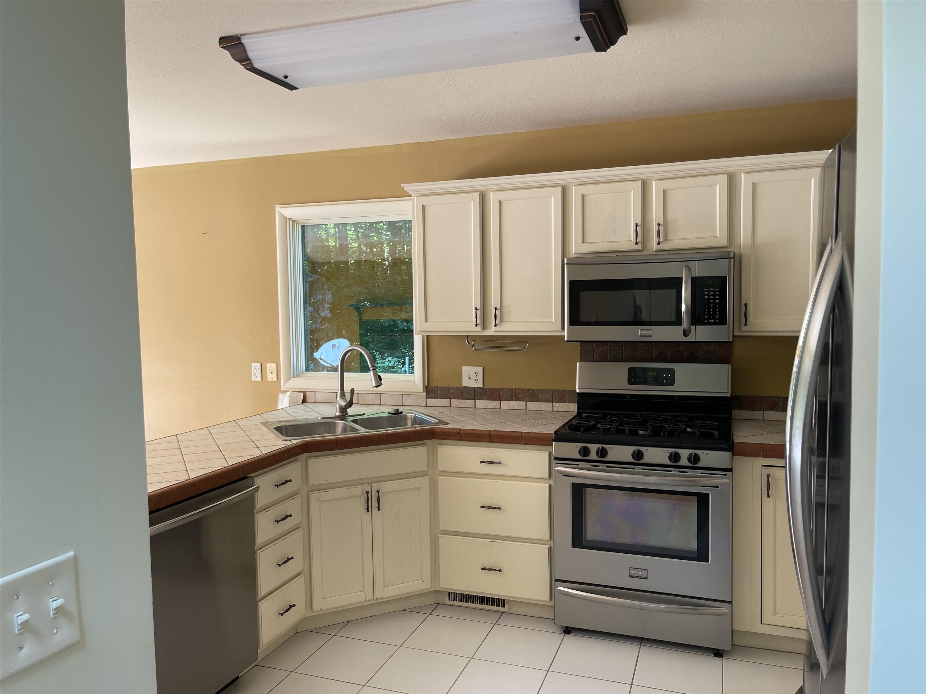 2784 Montgomery Road Bellaire, MI 49615 - Photo 10 of 29 1902502-9.JPG