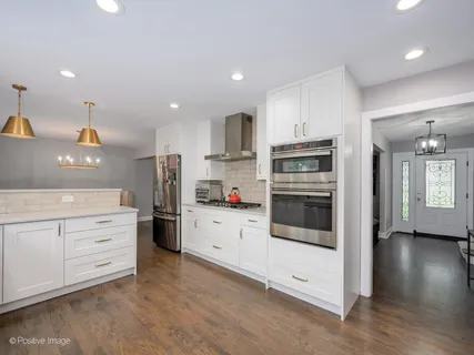 $839,900 | 529 Susan Lane, Deerfield, IL 60015