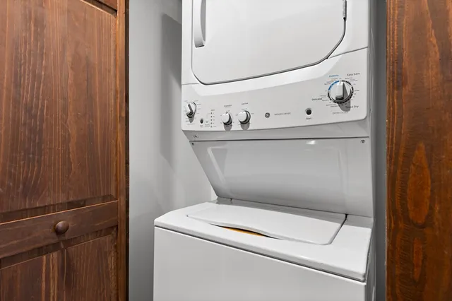 $939,900 | 358 Misty River Circle, Murphy, NC 28906