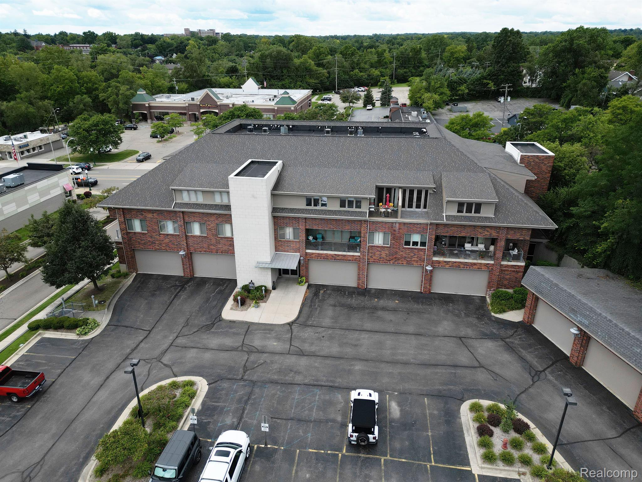 714 North Main Street, Unit 311 Rochester, MI 48307 - Photo 51 of 59 AERIAL