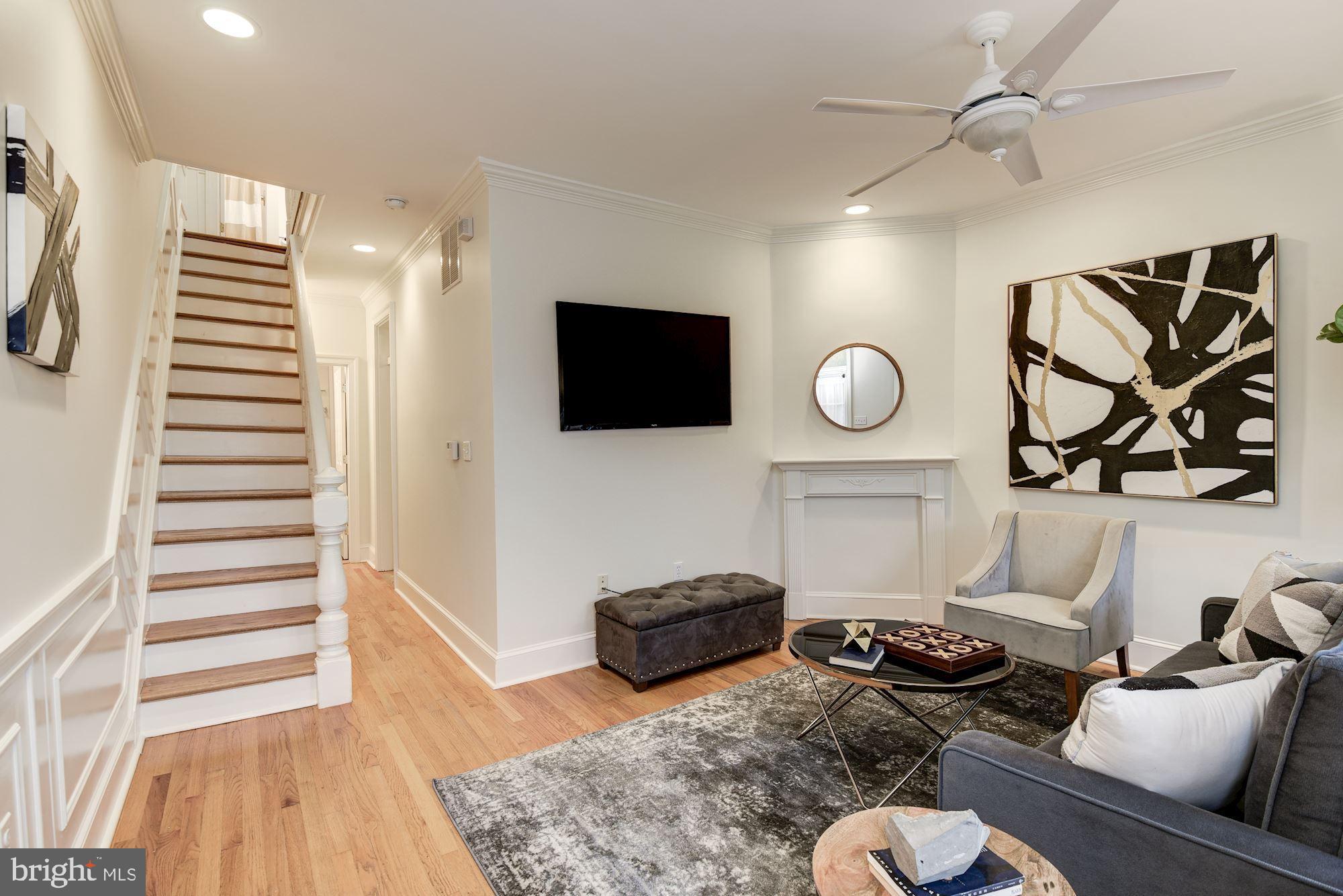 440 3rd Street Northeast Washington, DC 20002 - Photo 3 of 21 Living Room