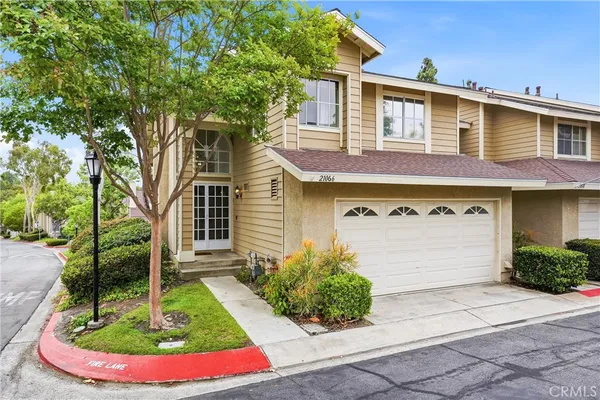 $890,000 | 21066 Berry Glen, Lake Forest, CA 92630