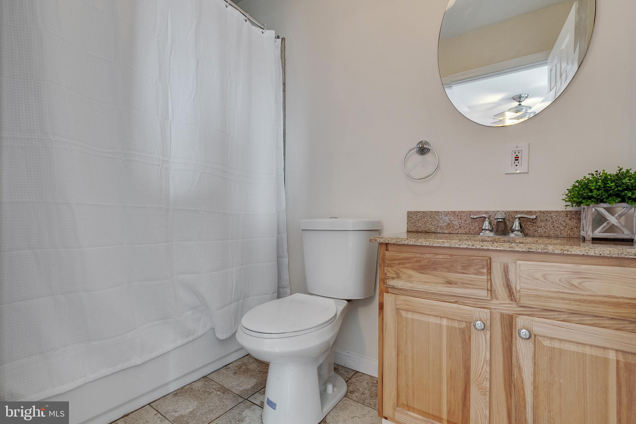 25 Bathon Loop Elkton, MD 21921 - Photo 15 of 22 En-suite bath in second bedroom