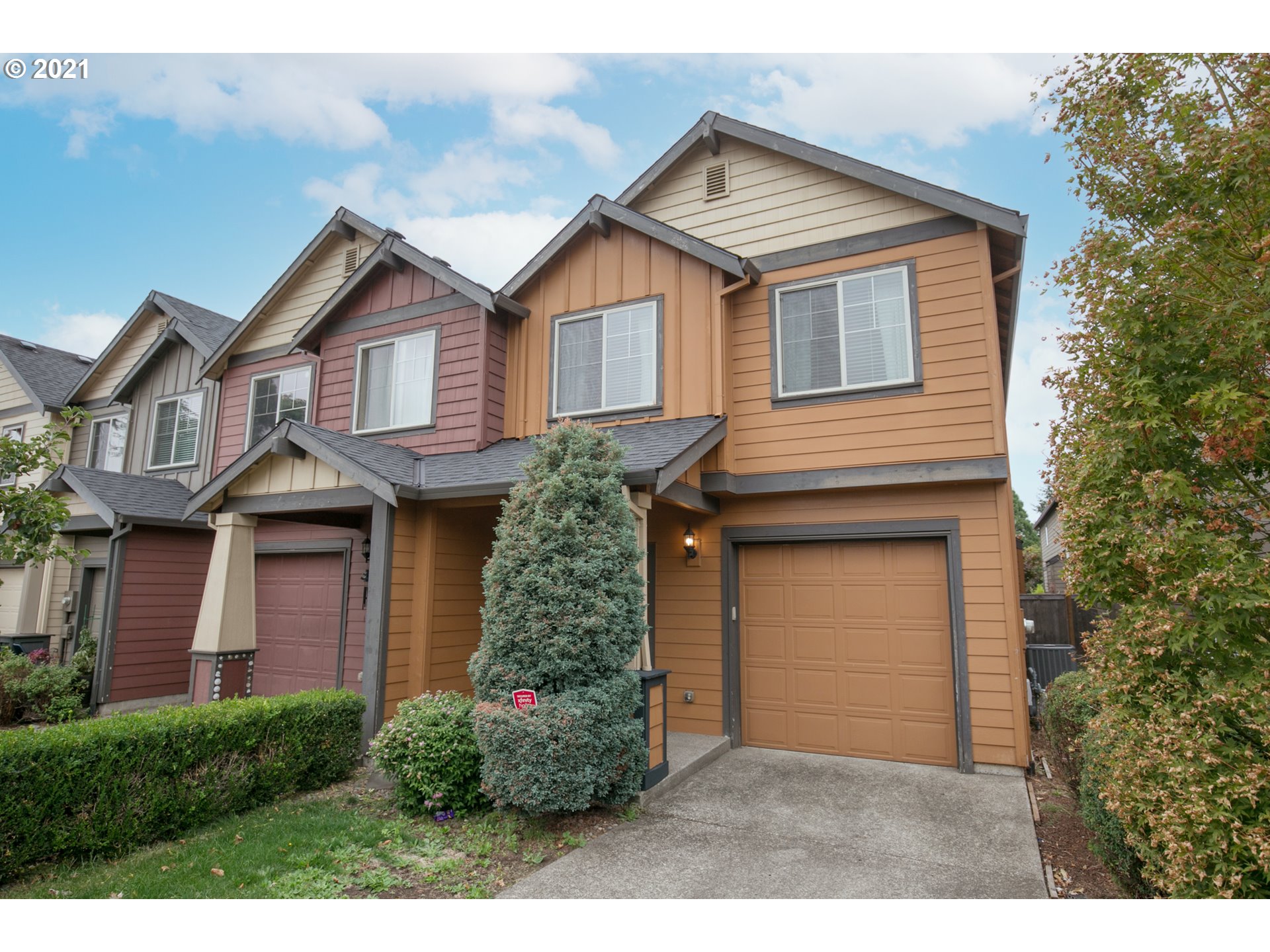 121 Lawton Road Oregon City, OR 97045 - Photo 1 of 26 Gallery Image 1
