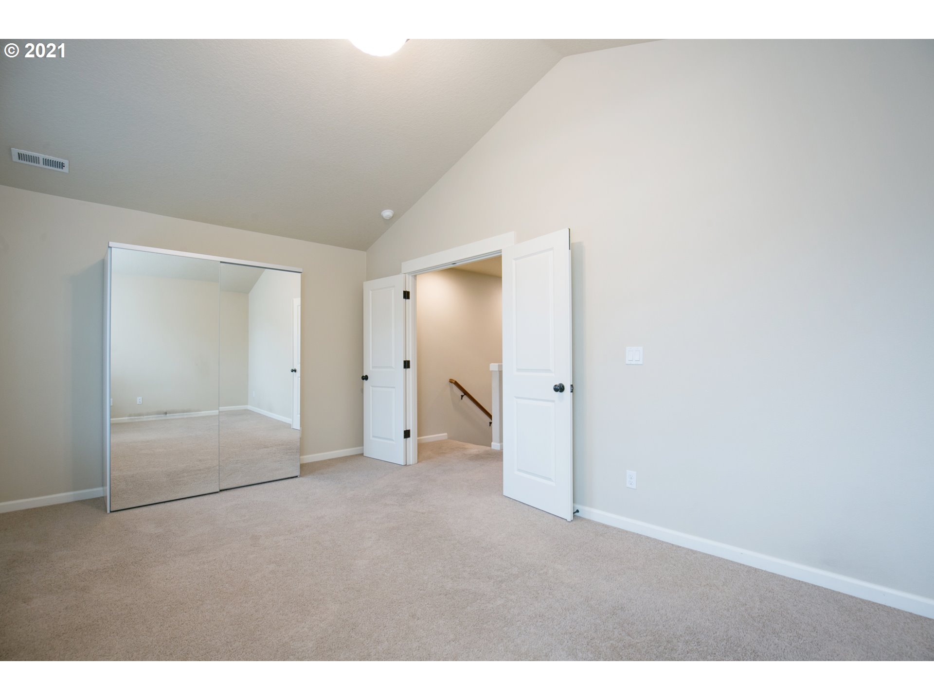 121 Lawton Road Oregon City, OR 97045 - Photo 19 of 26 Gallery Image 19