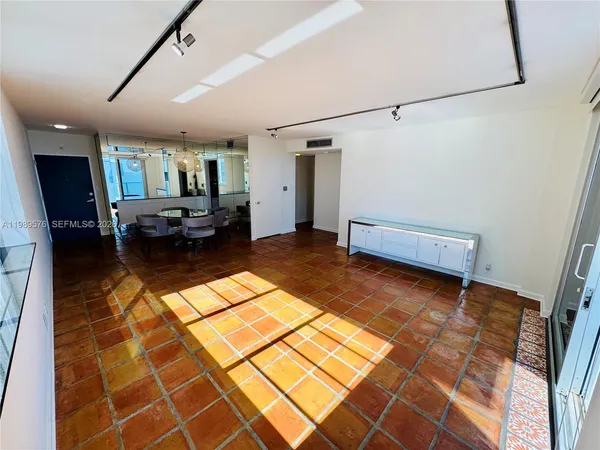 $2,600 | 3301 Northeast 5th Avenue, Unit 904, Miami, FL 33137