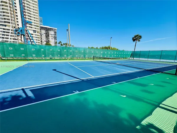 $2,600 | 3301 Northeast 5th Avenue, Unit 904, Miami, FL 33137