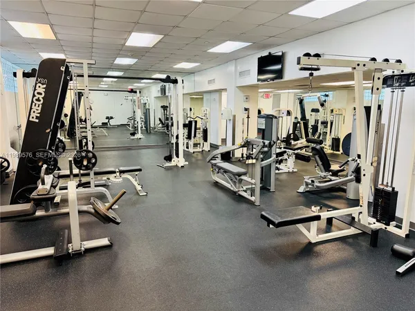$2,600 | 3301 Northeast 5th Avenue, Unit 904, Miami, FL 33137