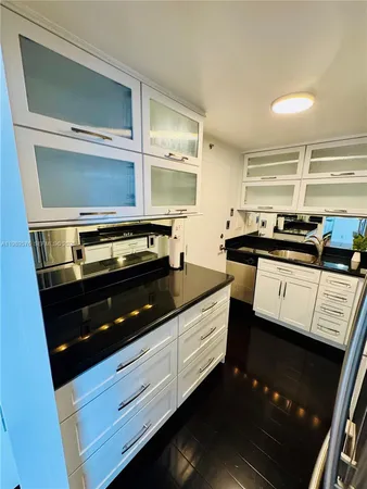 $2,600 | 3301 Northeast 5th Avenue, Unit 904, Miami, FL 33137