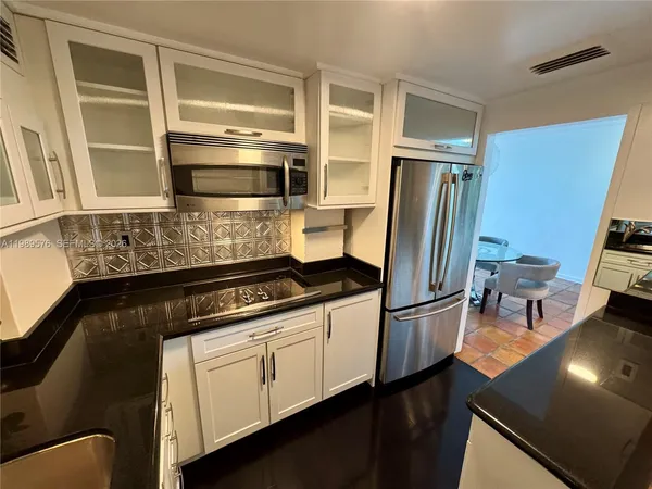 $2,600 | 3301 Northeast 5th Avenue, Unit 904, Miami, FL 33137