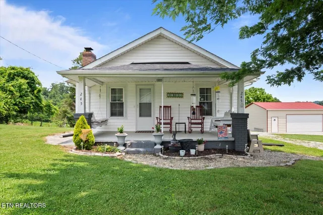 $267,500 | 245 Lake Shore Lane, La Follette, TN 37766