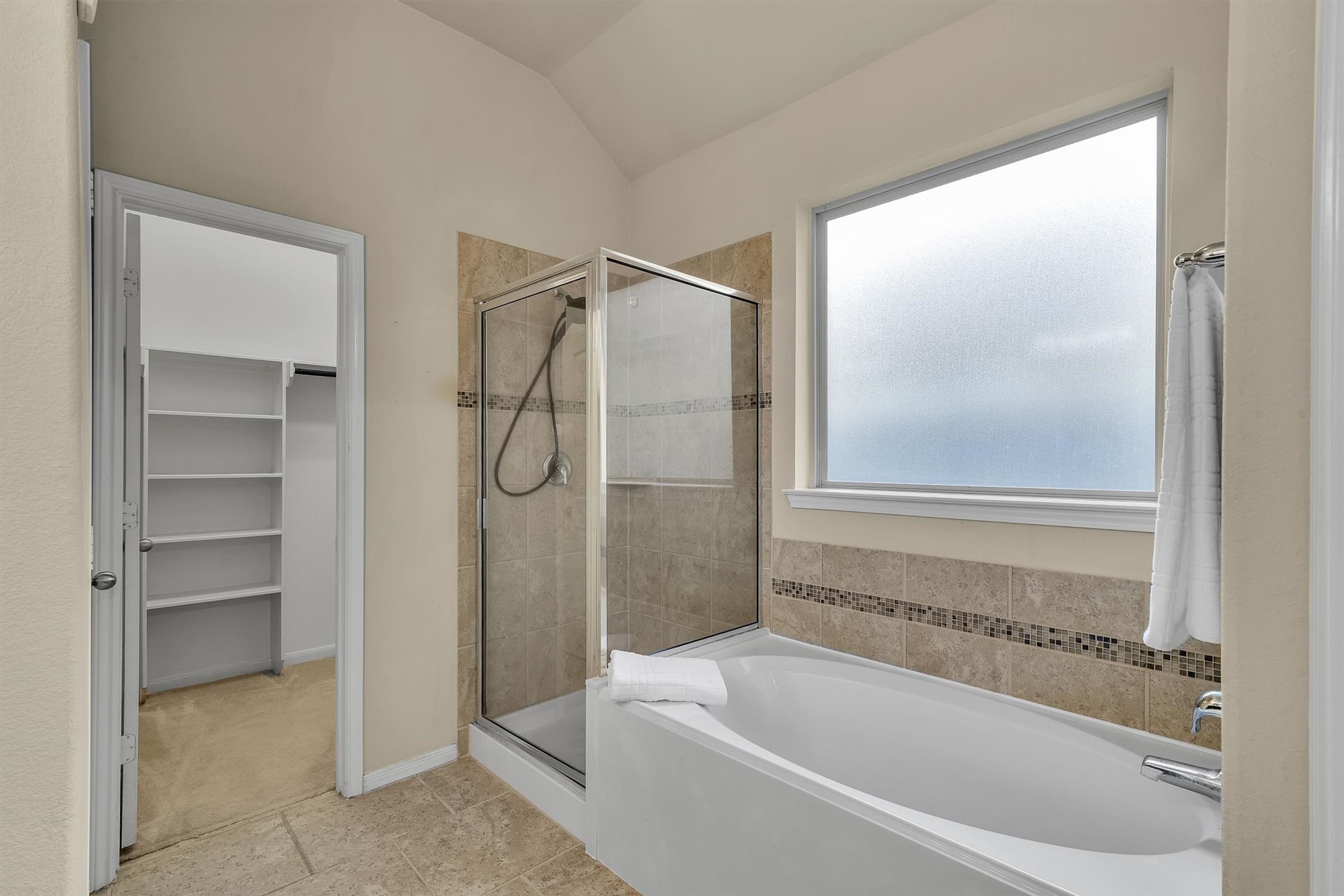 22526 Forbes Field Trail Spring, TX 77389 - Photo 19 of 35 Soaking tub and separate shower.