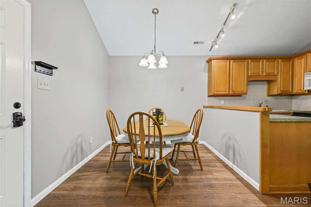 1307 Prospect Village Lane, Unit F Ballwin, MO 63021 - Photo 13 of 46