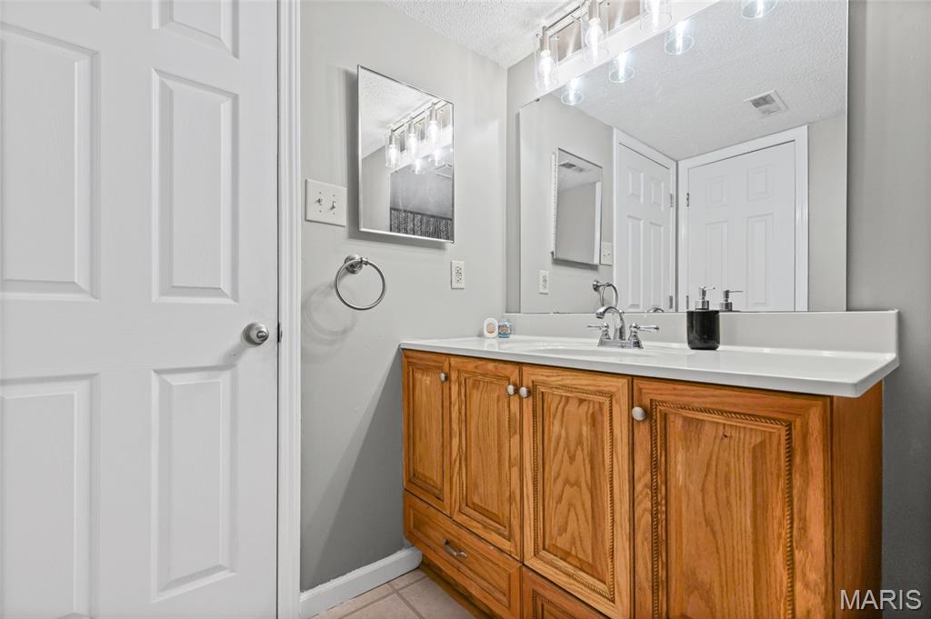 1307 Prospect Village Lane, Unit F Ballwin, MO 63021 - Photo 28 of 46