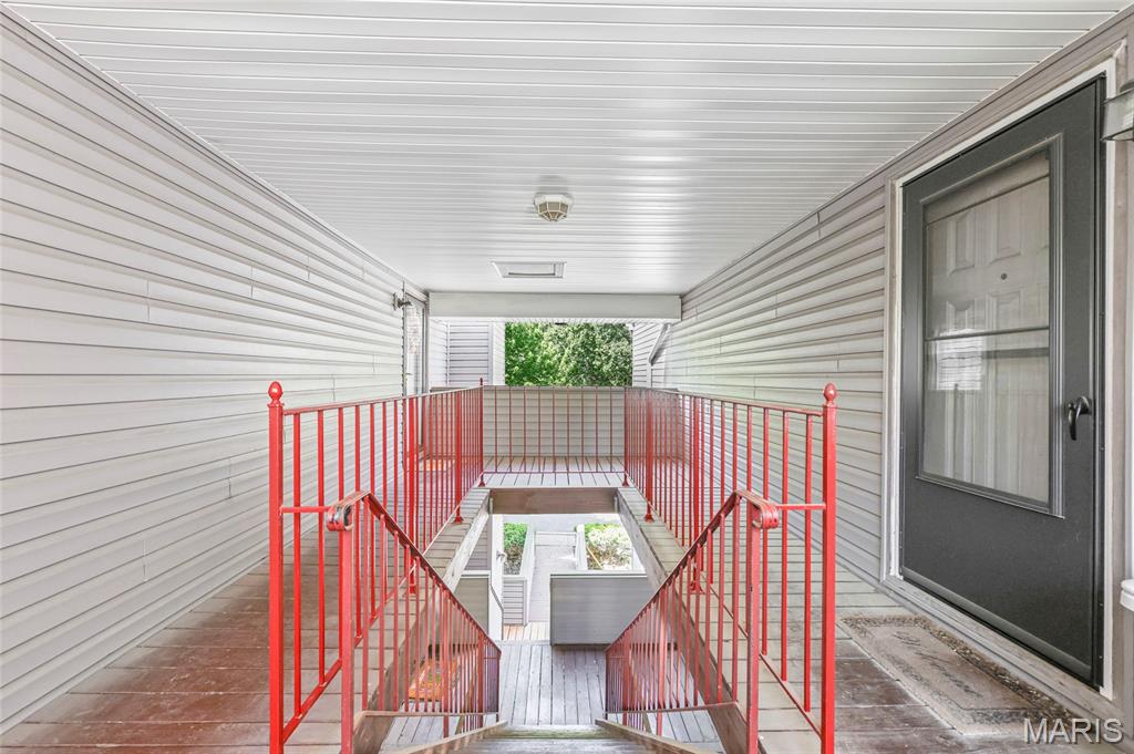 1307 Prospect Village Lane, Unit F Ballwin, MO 63021 - Photo 6 of 46