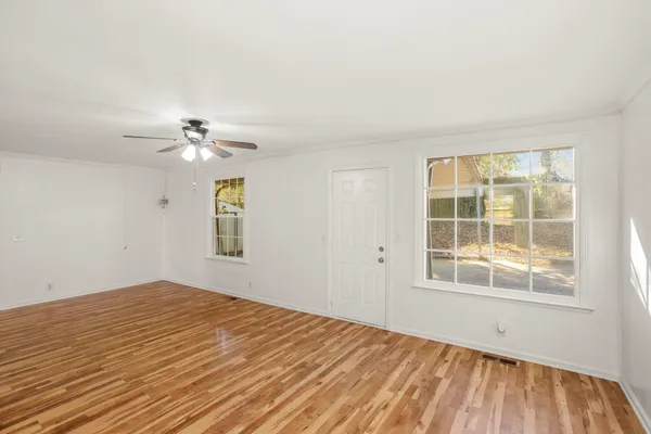 a view of empty room with window