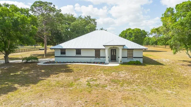 $535,000 | 2258 Northeast 54th Trail, Okeechobee, FL 34972
