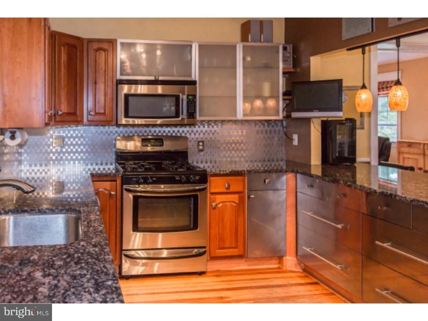 915 Edgewood Road Havertown, PA 19083 - Photo 8 of 15 Gallery Image 8