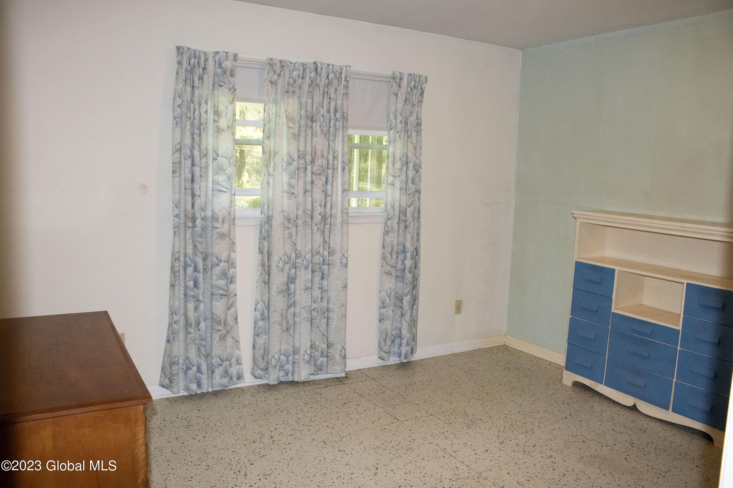 374 Mcclellan Road Schodack, NY 12123 - Photo 13 of 23 c15