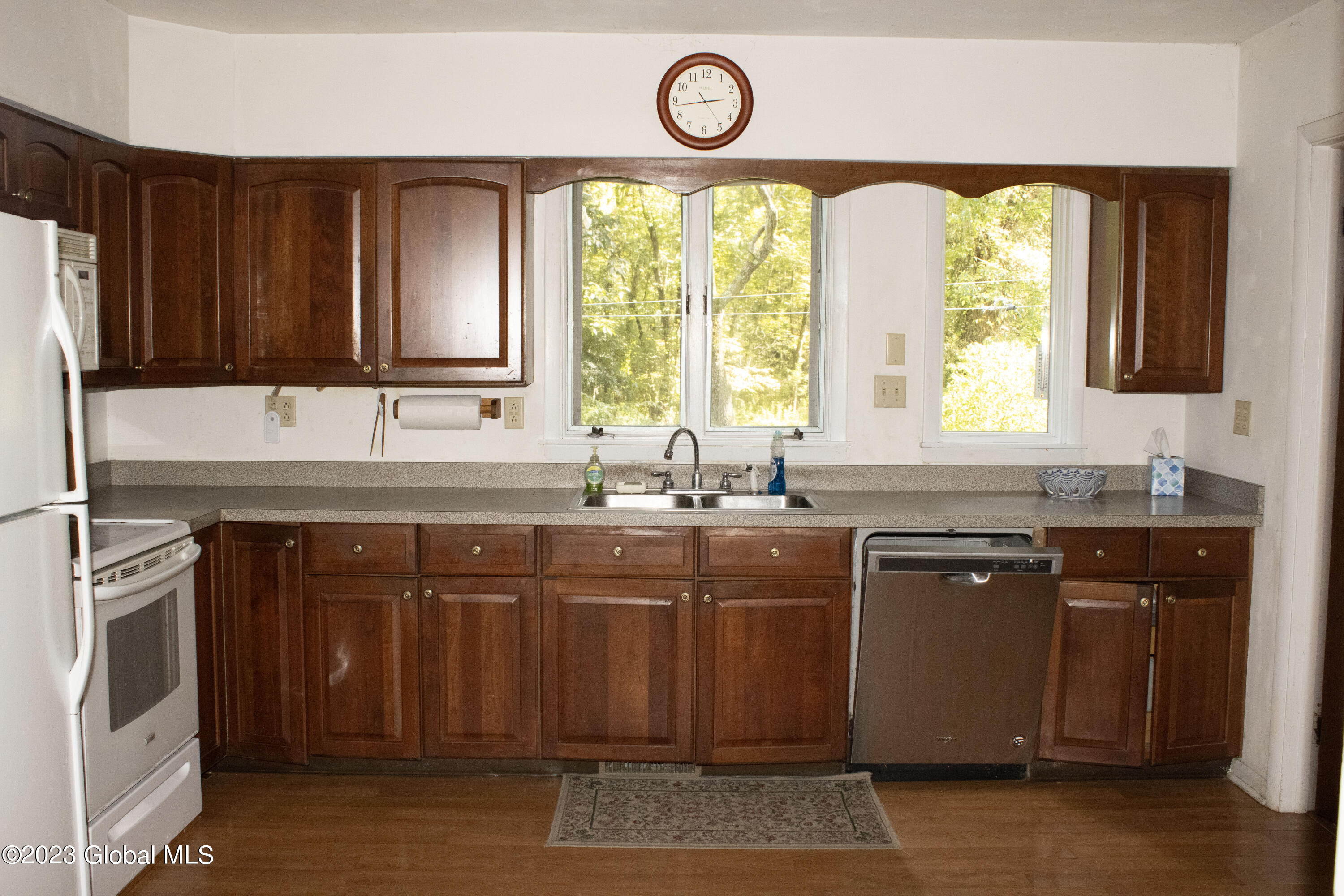 374 Mcclellan Road Schodack, NY 12123 - Photo 4 of 23 c10