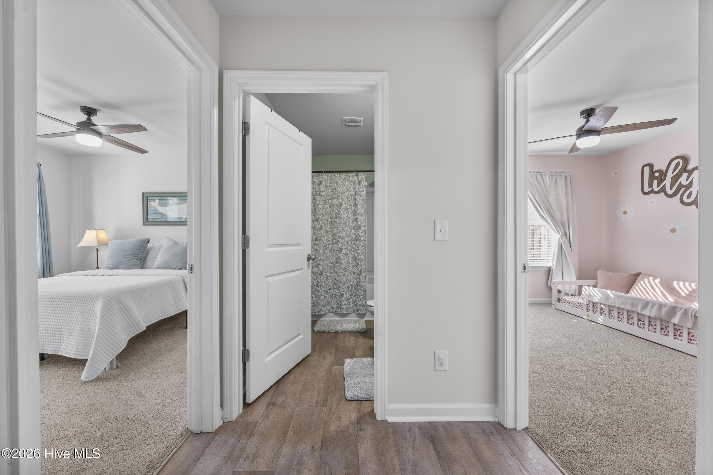 130 Cassidy Lane Holly Ridge, NC 28445 - Photo 19 of 43 Hallway