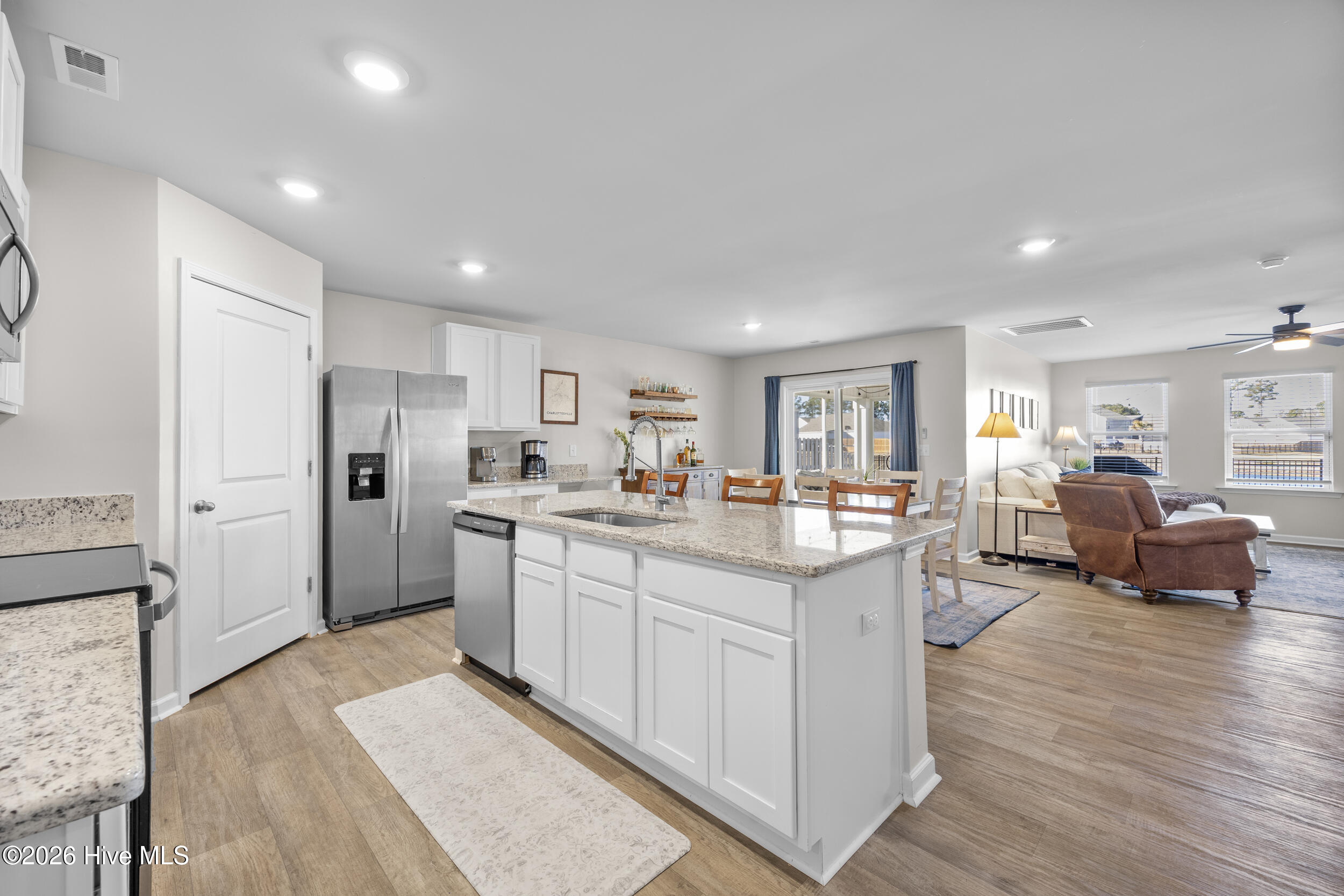 130 Cassidy Lane Holly Ridge, NC 28445 - Photo 5 of 43 Kitchen